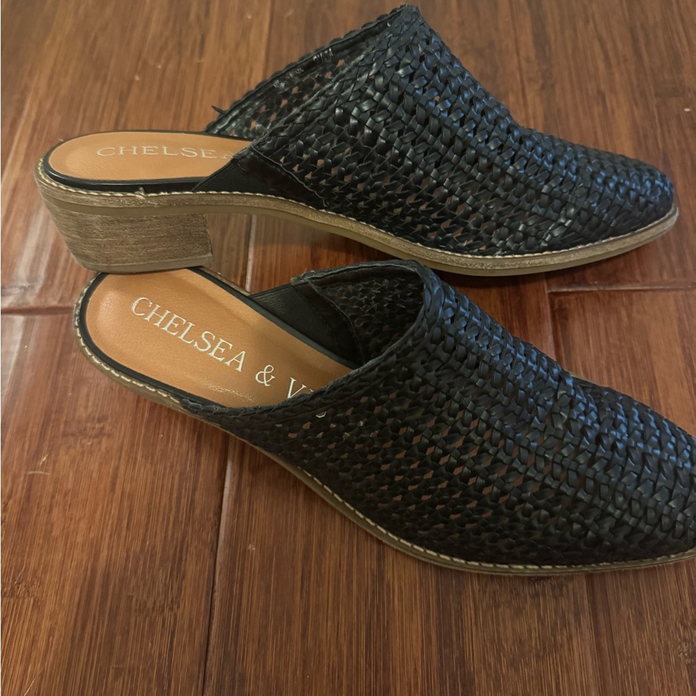 Chelsea & Violet Black Woven Mules